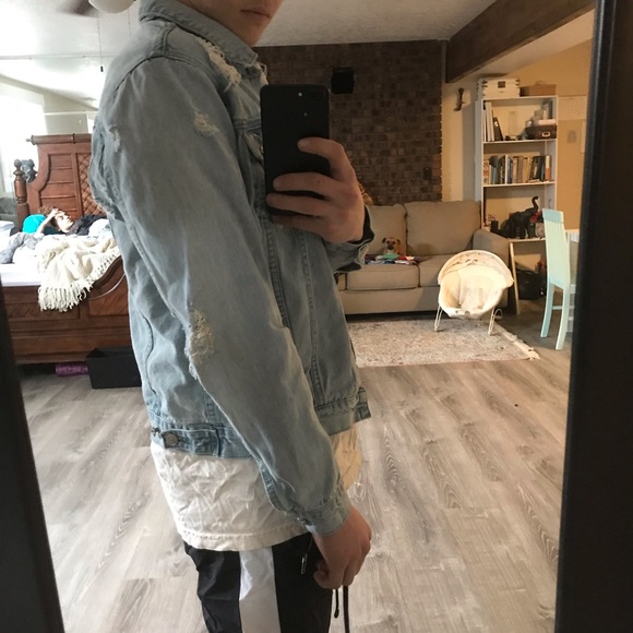 Pacsun Distressed denim jacket - Picture 6 of 7
